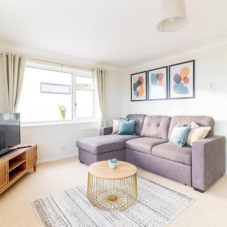 Incredible Sea View 2 Bedroom Beach Apartment Bournemouth Esterno foto