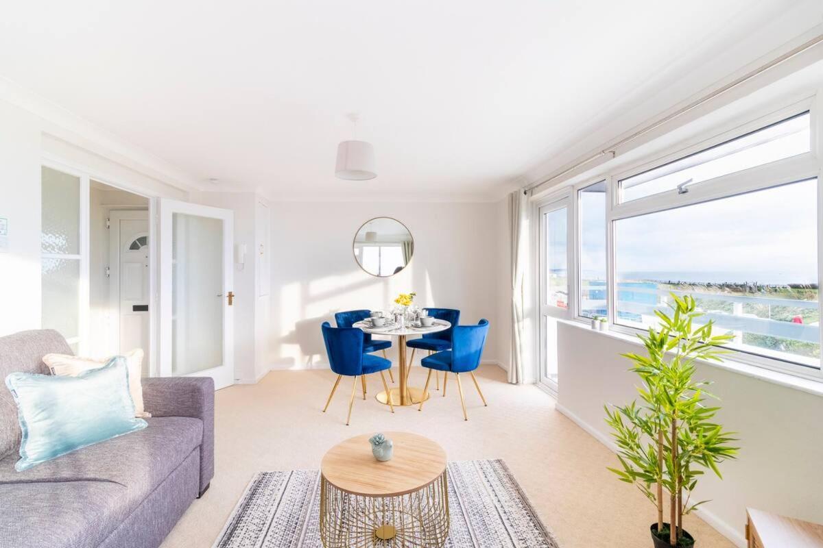 Incredible Sea View 2 Bedroom Beach Apartment Bournemouth Esterno foto